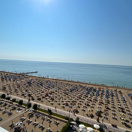 Hotel Mirafiori Lido di Jesolo Exterior photo